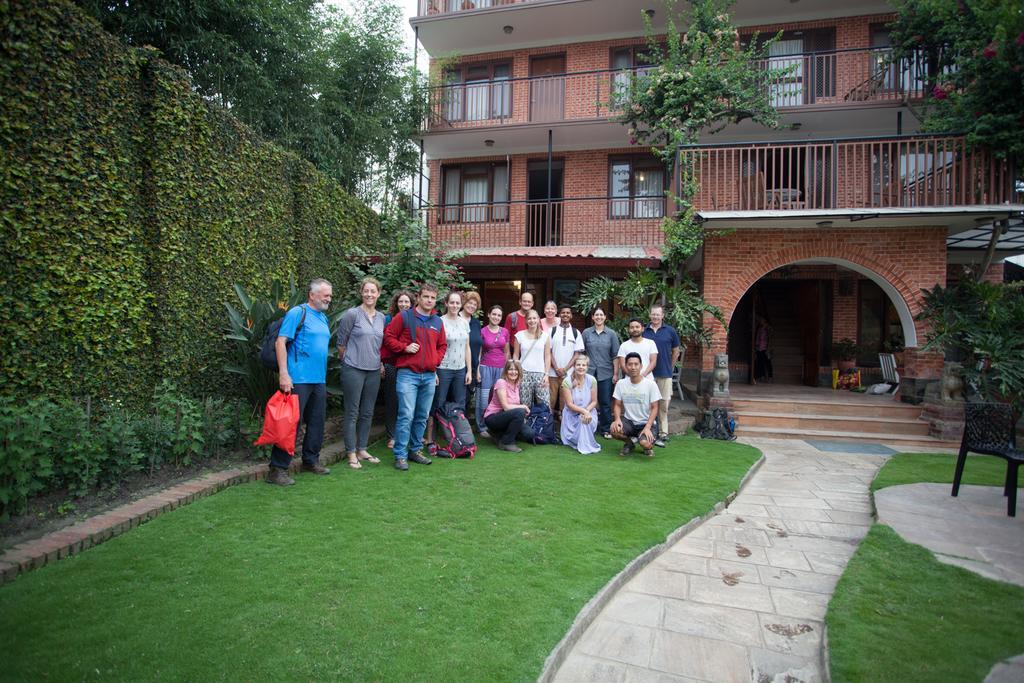 Maya Guest House Thimi Buitenkant foto